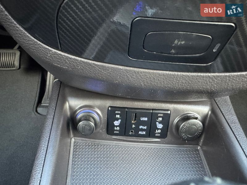 Внедорожник / Кроссовер Hyundai Santa FE 2012 в Ровно