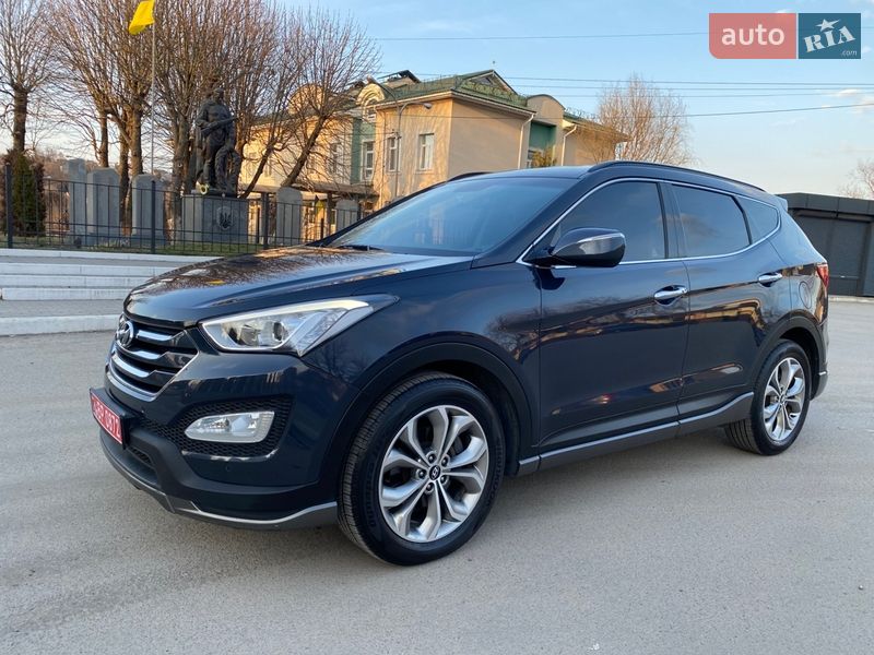 Внедорожник / Кроссовер Hyundai Santa FE 2013 в Киеве