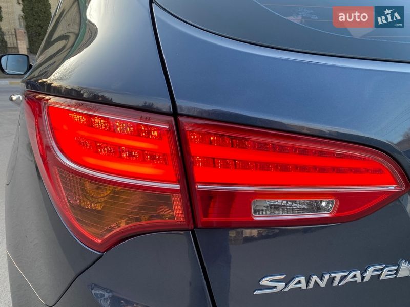 Внедорожник / Кроссовер Hyundai Santa FE 2013 в Киеве