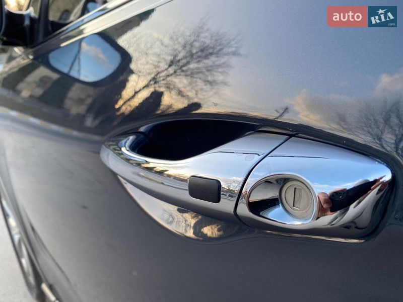 Внедорожник / Кроссовер Hyundai Santa FE 2013 в Киеве