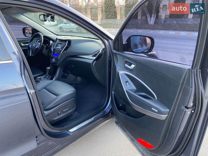 Внедорожник / Кроссовер Hyundai Santa FE 2013 в Киеве