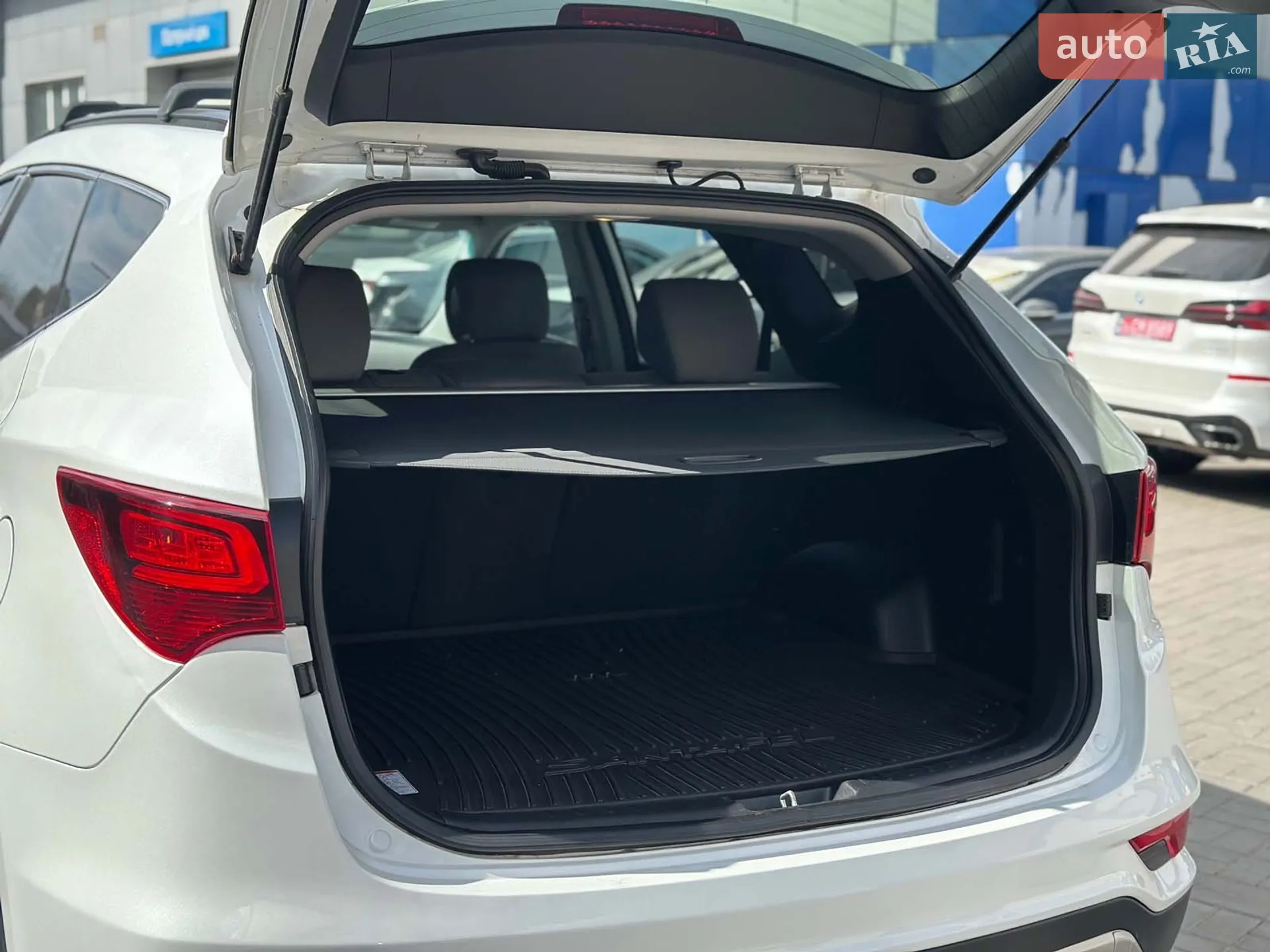 2016 Hyundai Santa Fe - мініатюра 10