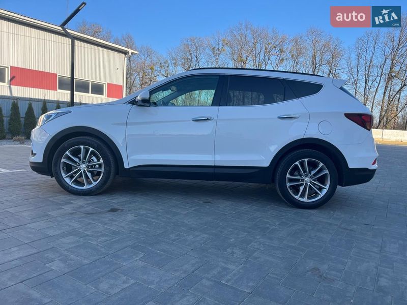 Внедорожник / Кроссовер Hyundai Santa FE 2016 в Луцке