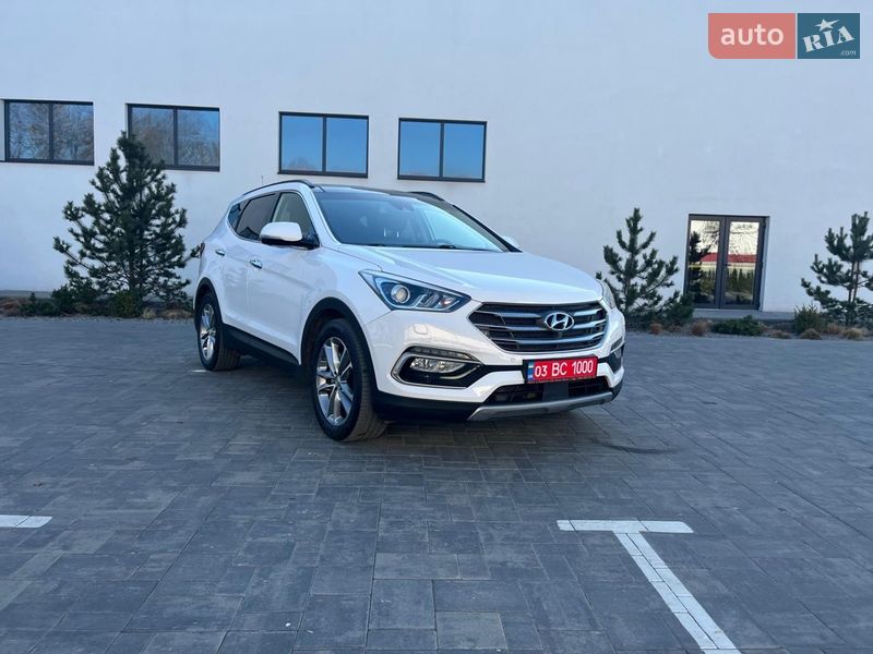 Внедорожник / Кроссовер Hyundai Santa FE 2016 в Луцке