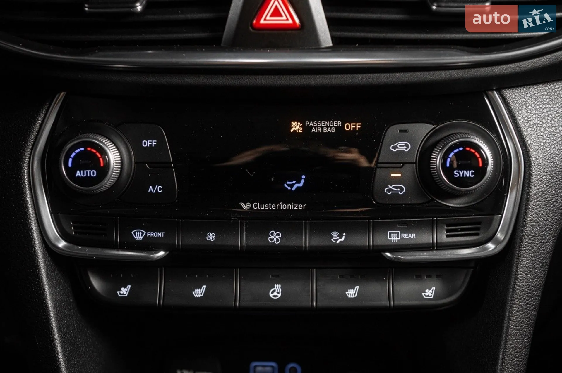 2019 Hyundai Santa Fe - мініатюра 21
