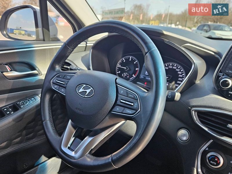 Внедорожник / Кроссовер Hyundai Santa FE 2018 в Днепре