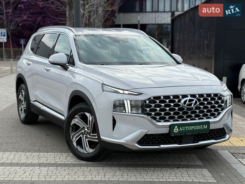 Внедорожник / Кроссовер Hyundai Santa FE 2021 в Киеве