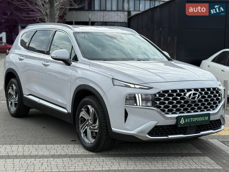 Внедорожник / Кроссовер Hyundai Santa FE 2021 в Киеве
