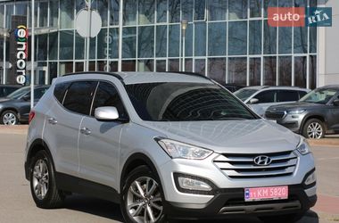 Позашляховик / Кросовер Hyundai Santa FE 2012 в Києві