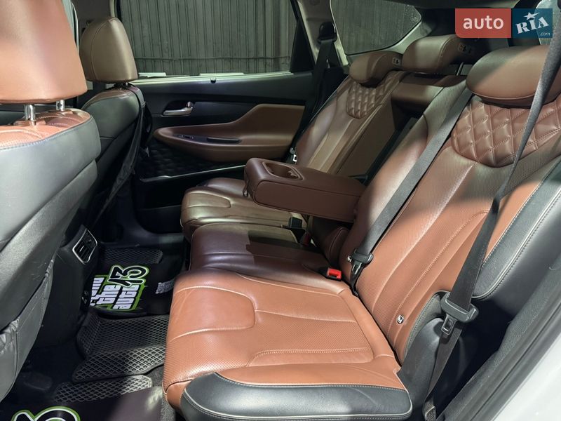 Внедорожник / Кроссовер Hyundai Santa FE 2021 в Одессе