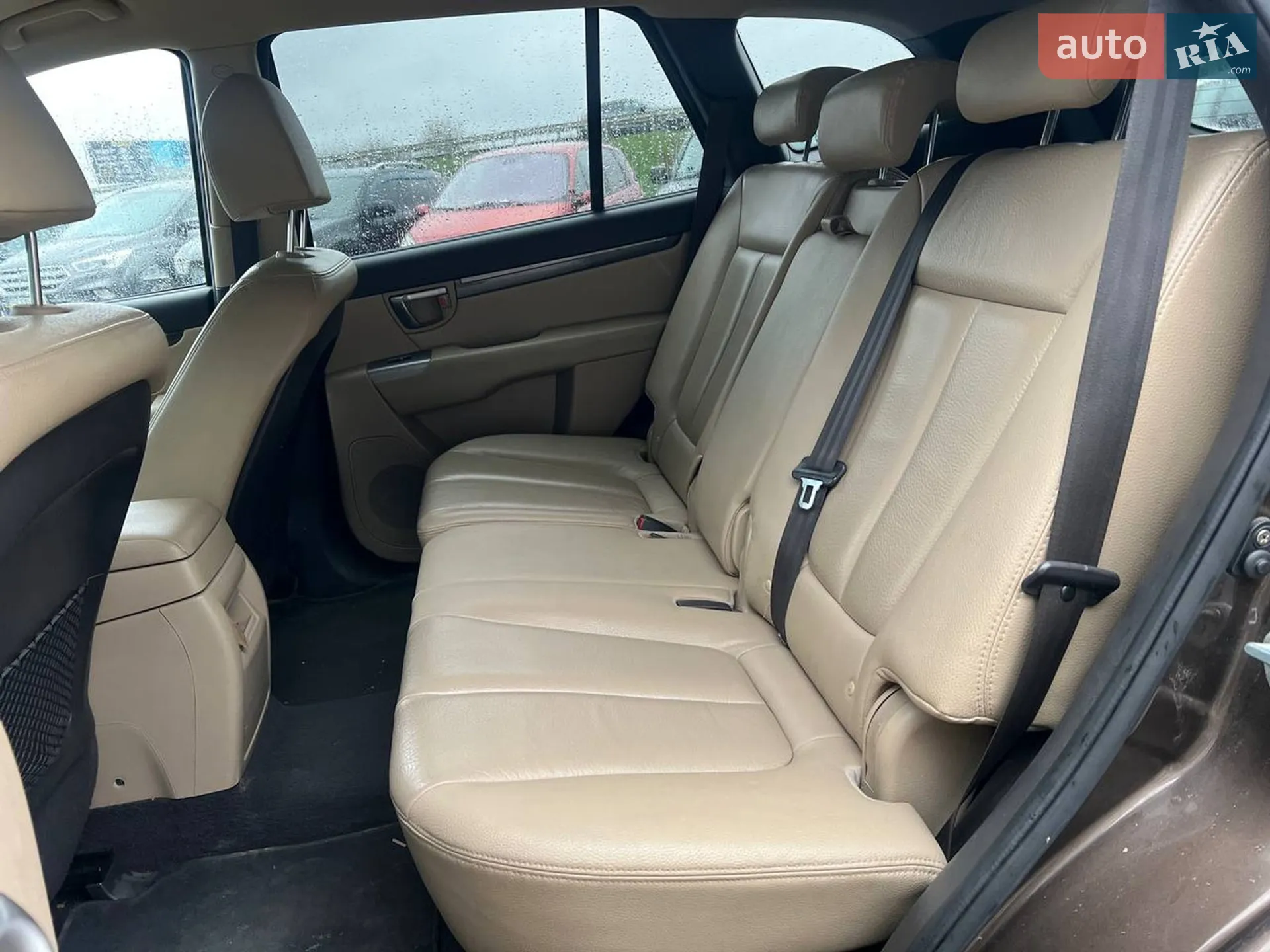 2010 Hyundai Santa Fe - мініатюра 36
