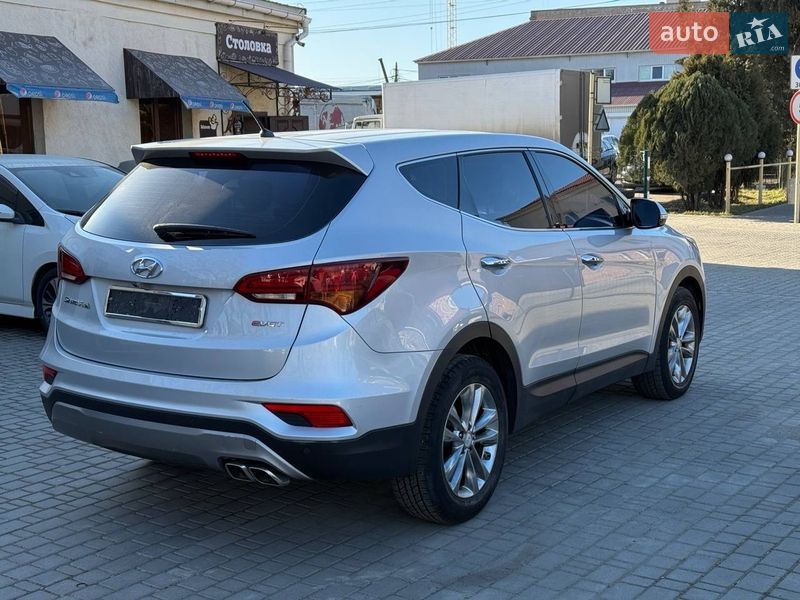 Внедорожник / Кроссовер Hyundai Santa FE 2015 в Одессе