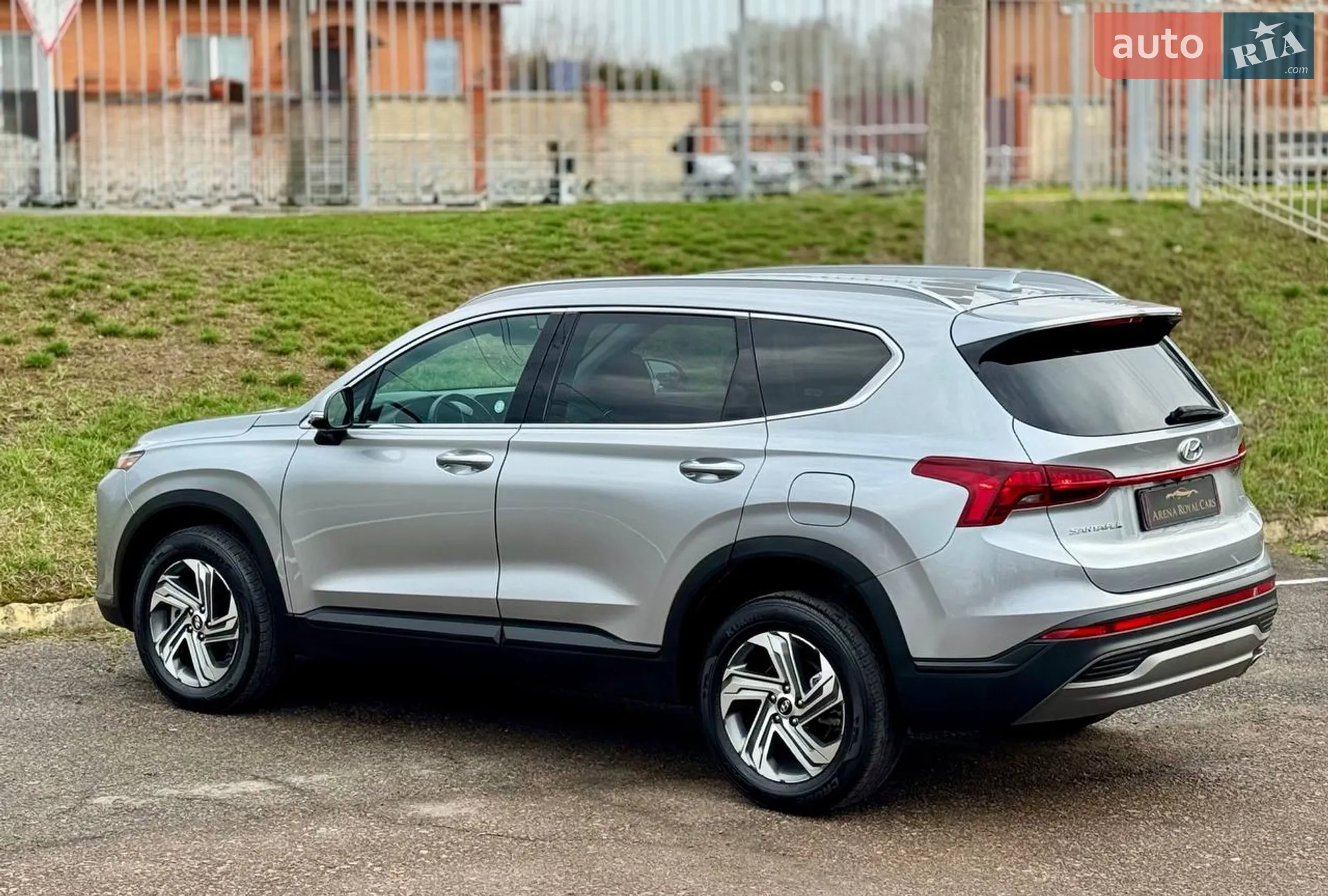 2023 Hyundai Santa Fe - мініатюра 17