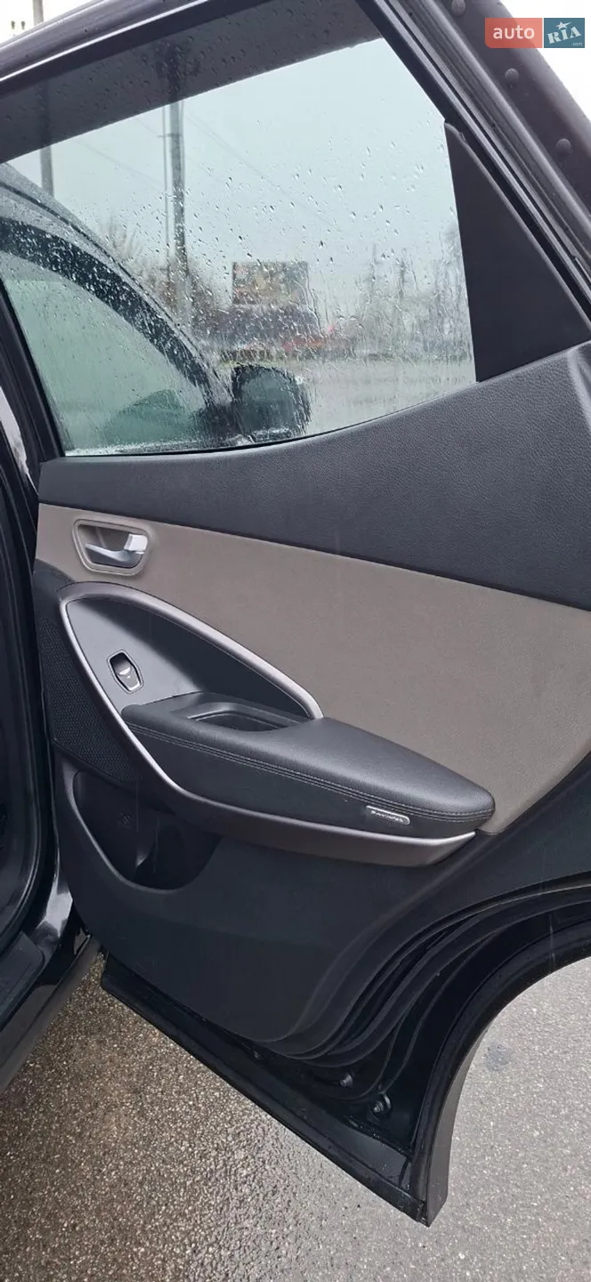 2012 Hyundai Santa Fe - мініатюра 4