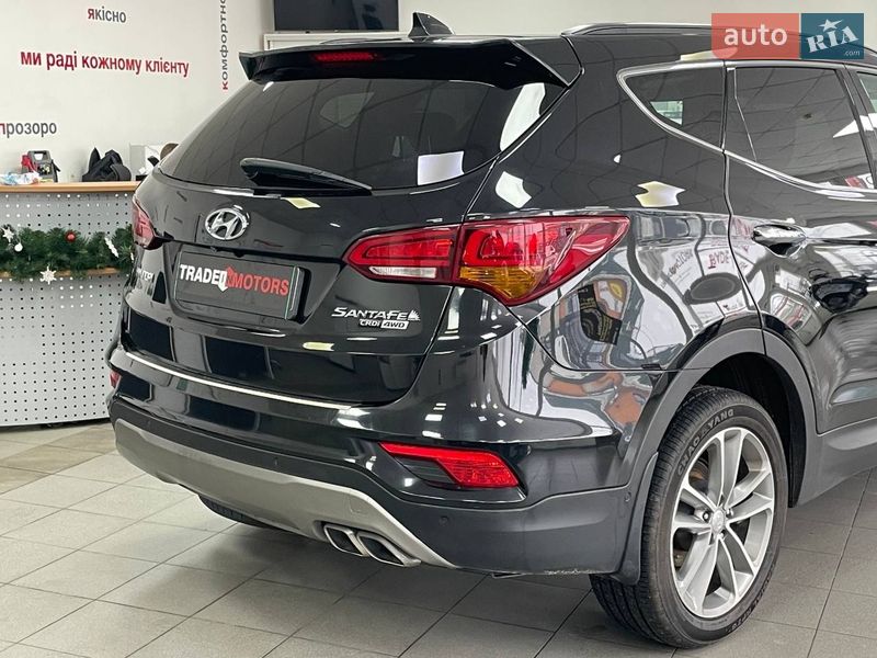 Внедорожник / Кроссовер Hyundai Santa FE 2016 в Киеве