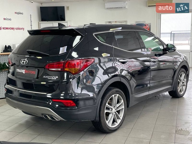 Внедорожник / Кроссовер Hyundai Santa FE 2016 в Киеве
