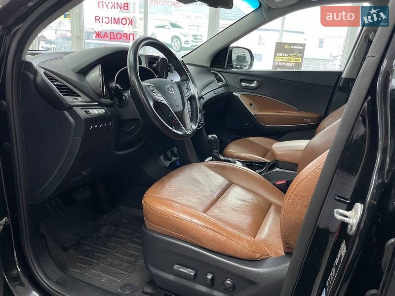 Внедорожник / Кроссовер Hyundai Santa FE 2016 в Киеве