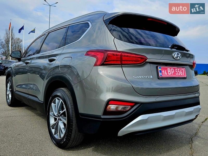 Внедорожник / Кроссовер Hyundai Santa FE 2018 в Днепре
