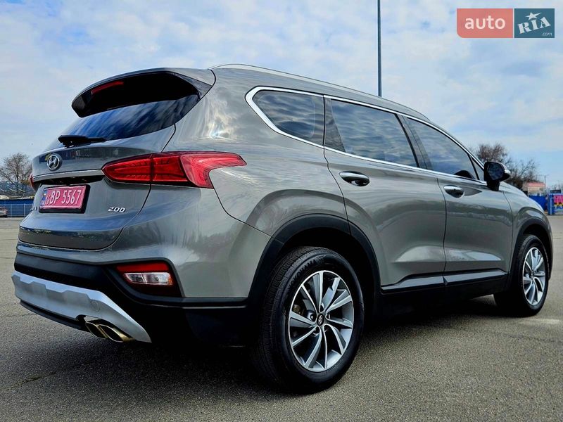 Внедорожник / Кроссовер Hyundai Santa FE 2018 в Днепре