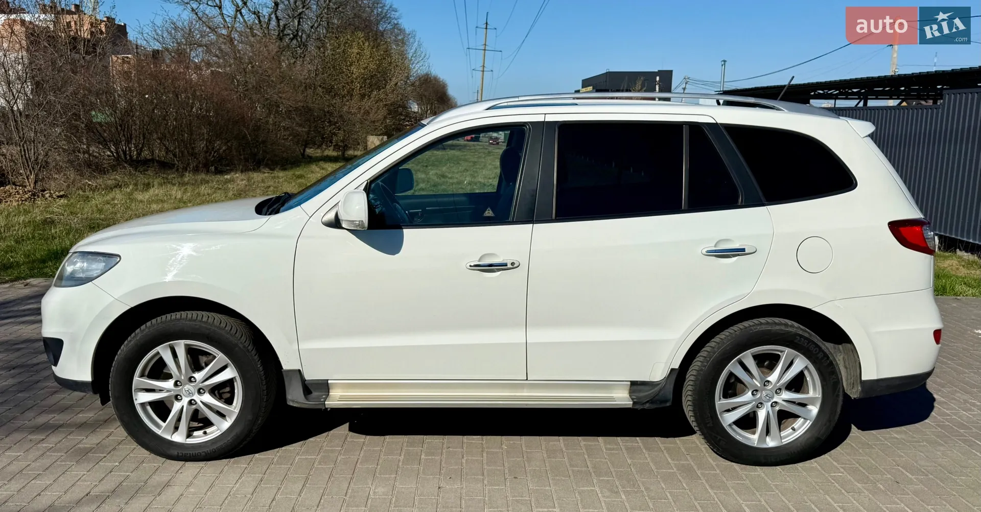 2011 Hyundai Santa Fe - мініатюра 8