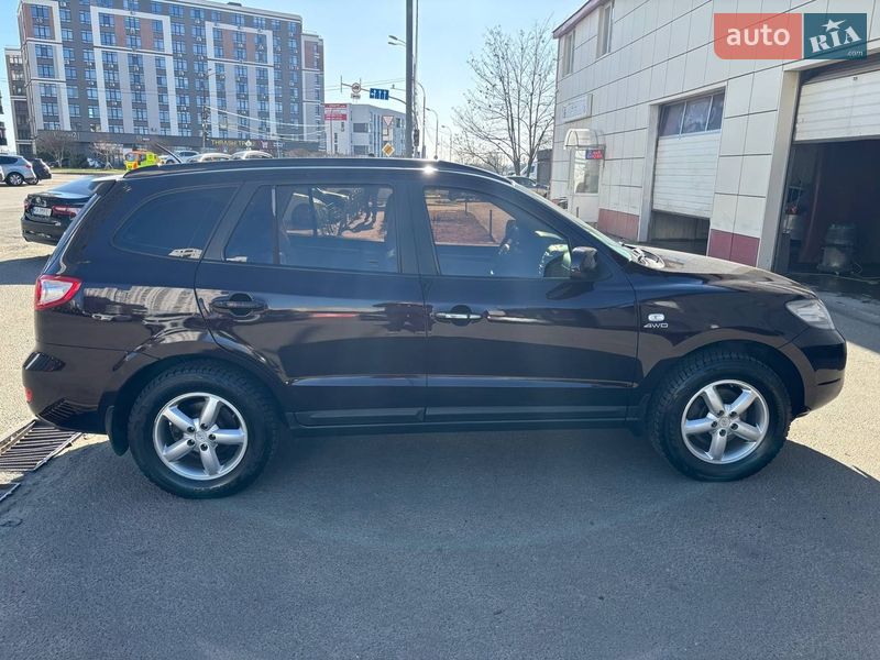 Внедорожник / Кроссовер Hyundai Santa FE 2008 в Киеве