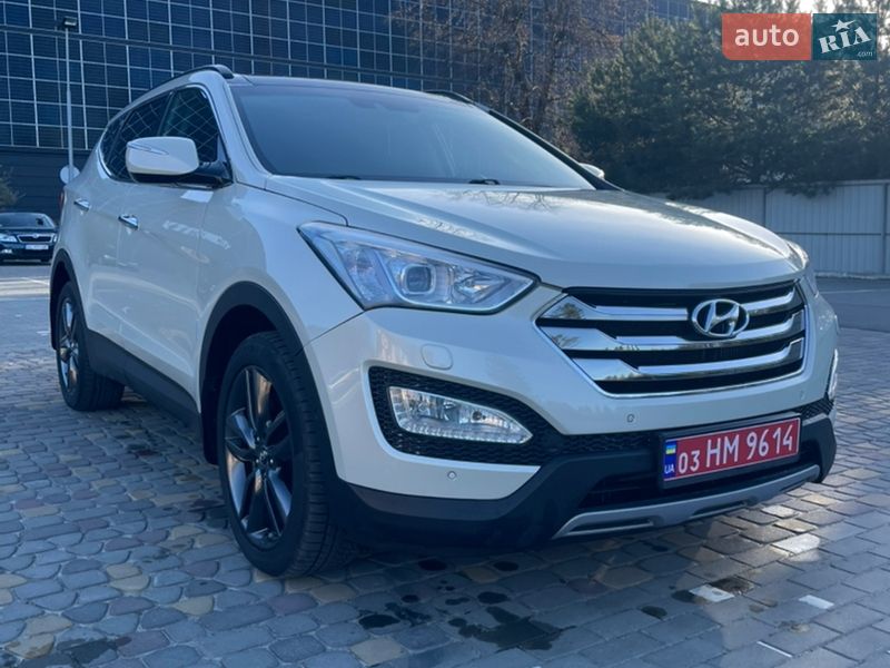 Позашляховик / Кросовер Hyundai Santa FE 2013 в Луцьку