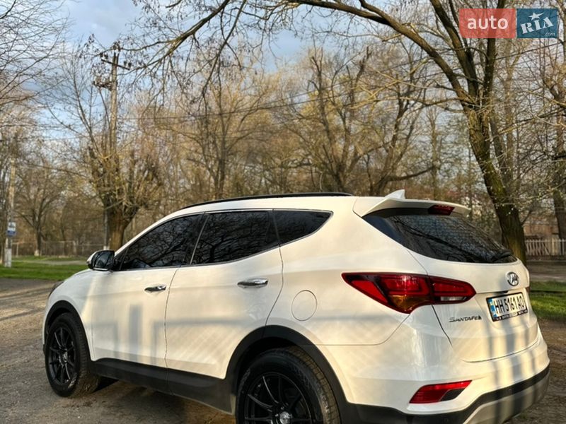 Позашляховик / Кросовер Hyundai Santa FE 2017 в Одесі