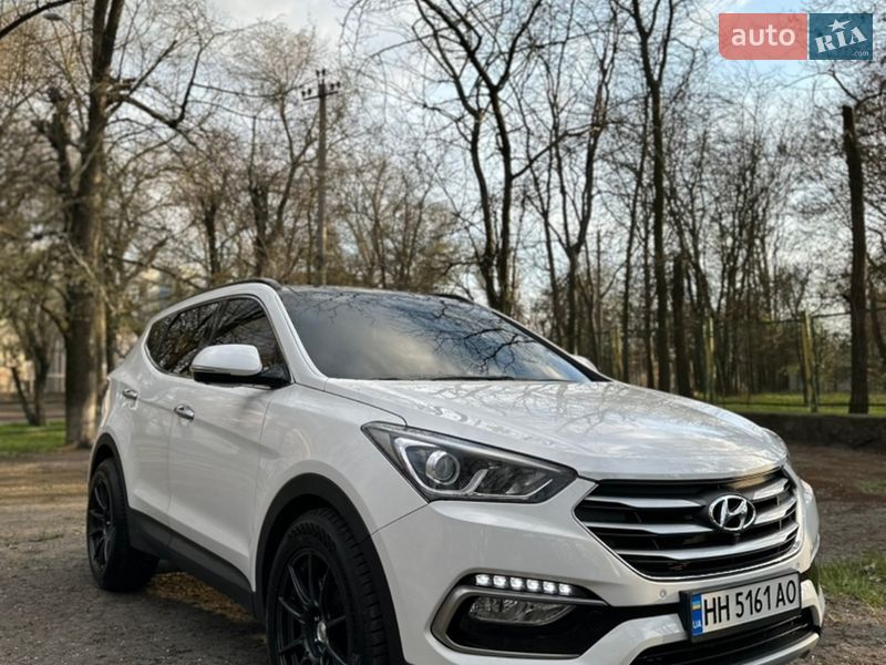 Позашляховик / Кросовер Hyundai Santa FE 2017 в Одесі