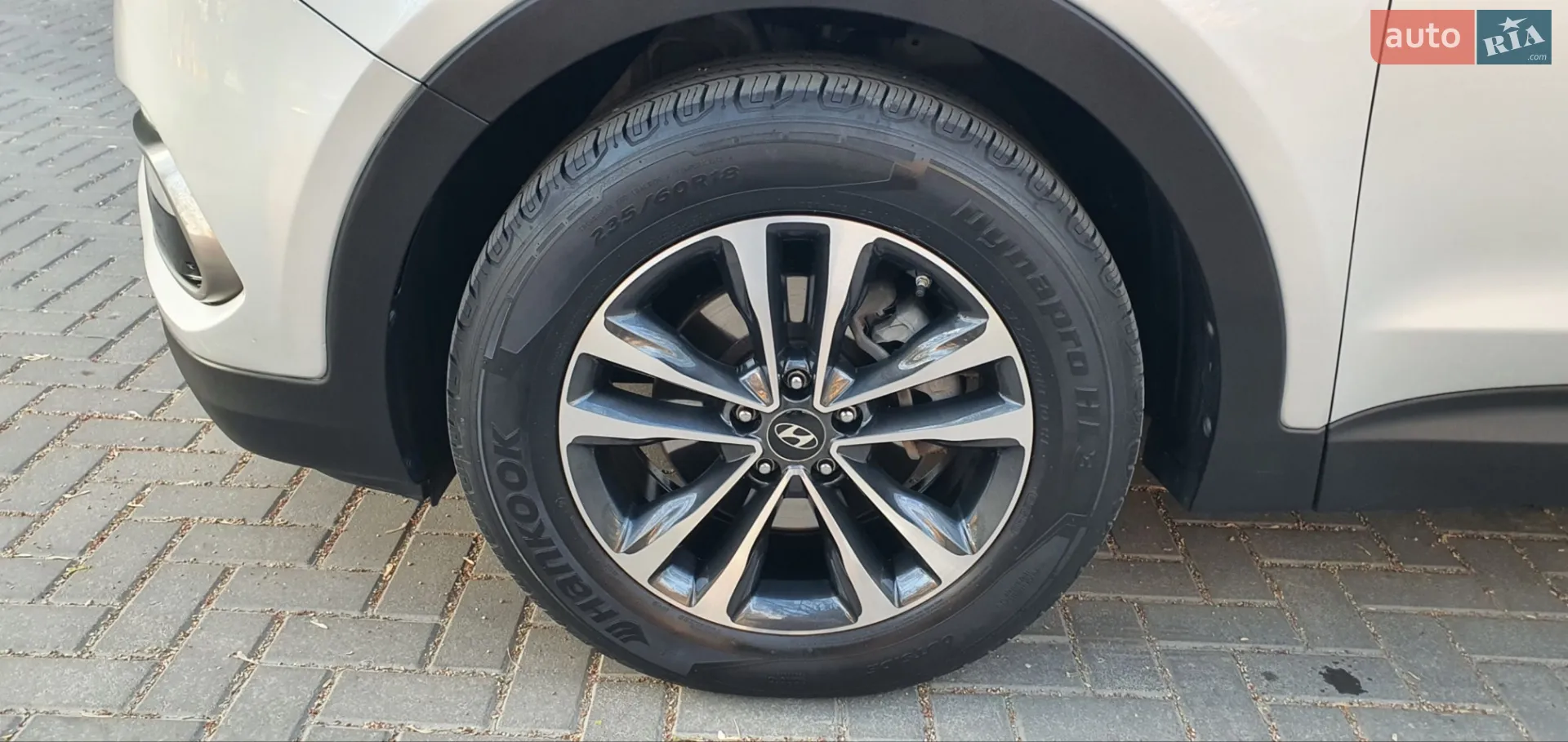 2016 Hyundai Santa Fe - мініатюра 16