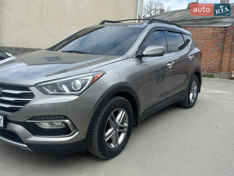 Внедорожник / Кроссовер Hyundai Santa FE 2016 в Каменец-Подольском