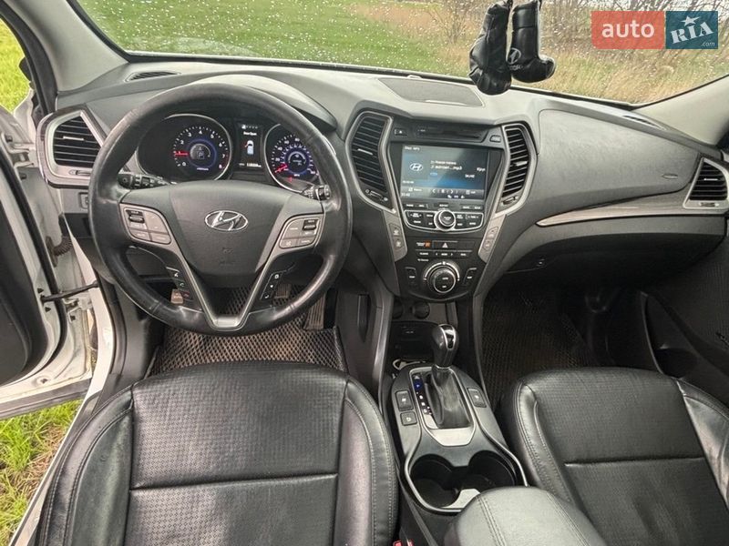 Внедорожник / Кроссовер Hyundai Santa FE 2014 в Краматорске