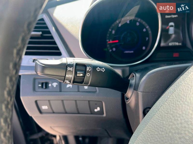 Внедорожник / Кроссовер Hyundai Santa FE 2015 в Львове фото 29 Внедорожник / Кроссовер Hyundai Santa FE 2015 в Львове