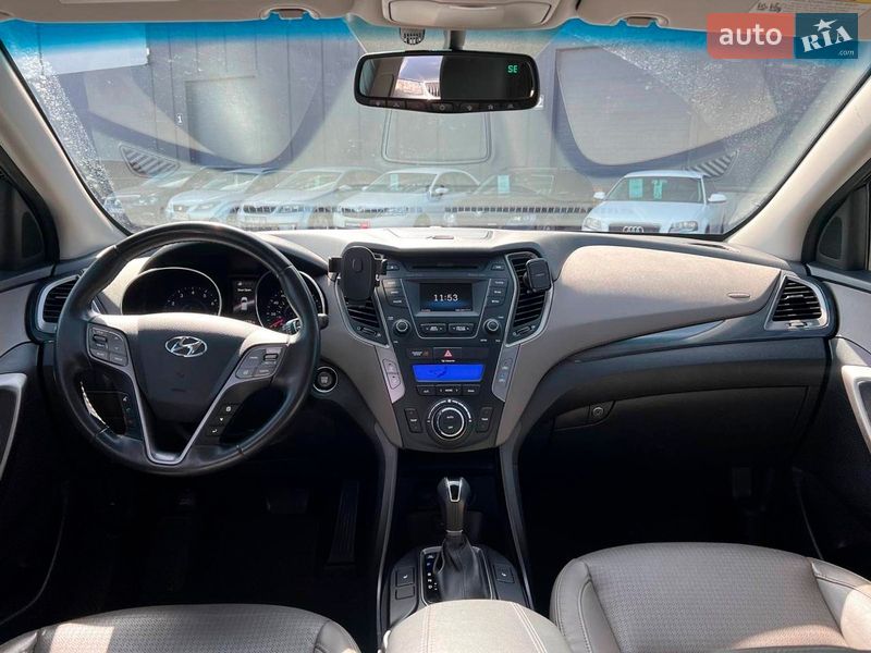 Внедорожник / Кроссовер Hyundai Santa FE 2015 в Львове фото 42 Внедорожник / Кроссовер Hyundai Santa FE 2015 в Львове