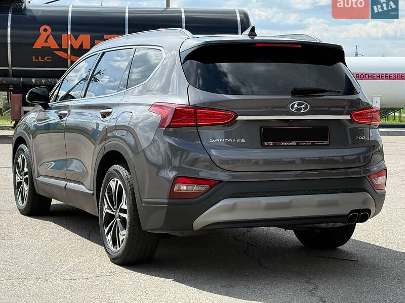 Внедорожник / Кроссовер Hyundai Santa FE 2018 в Днепре