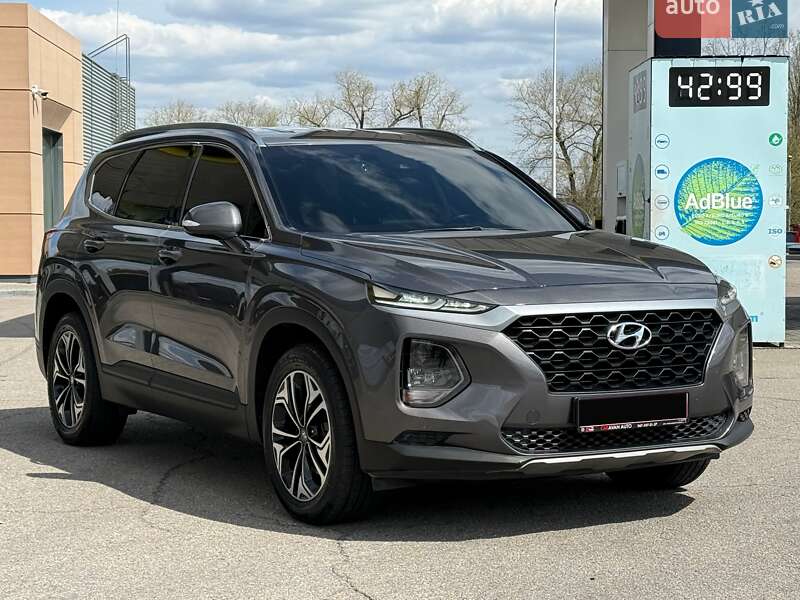 Внедорожник / Кроссовер Hyundai Santa FE 2018 в Днепре