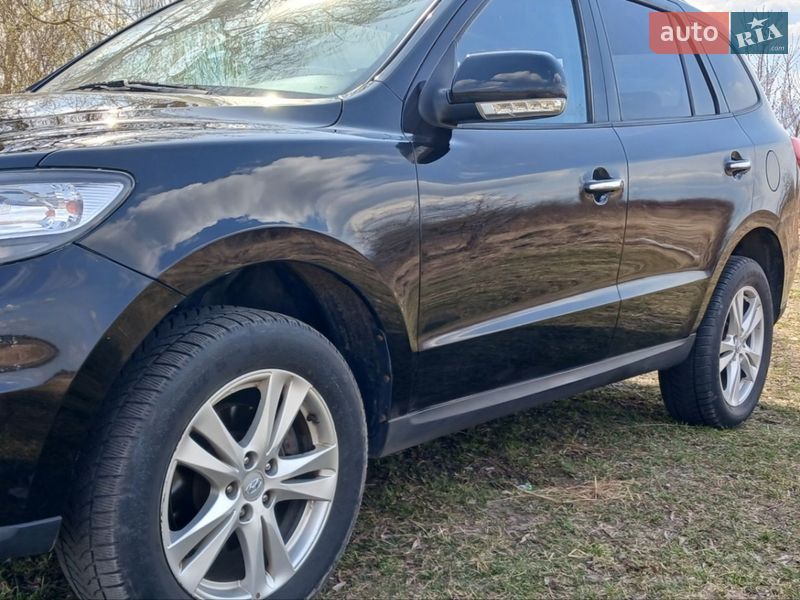 Внедорожник / Кроссовер Hyundai Santa FE 2011 в Дубно фото Внедорожник / Кроссовер Hyundai Santa FE 2011 в Дубно