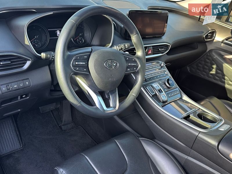 Внедорожник / Кроссовер Hyundai Santa FE 2020 в Киеве