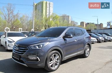 Позашляховик / Кросовер Hyundai Santa FE 2016 в Києві