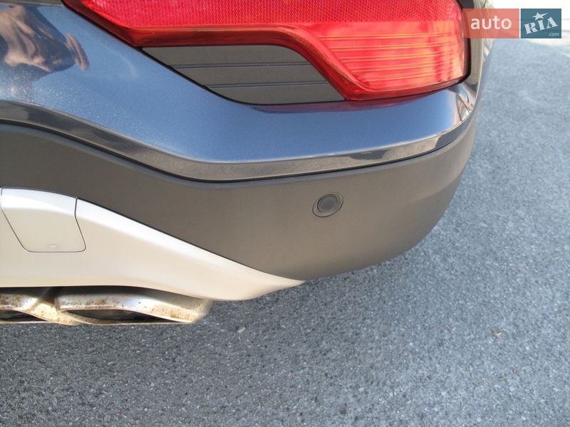 Внедорожник / Кроссовер Hyundai Santa FE 2016 в Киеве