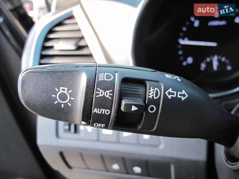 Внедорожник / Кроссовер Hyundai Santa FE 2016 в Киеве