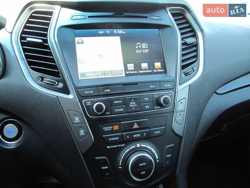 Внедорожник / Кроссовер Hyundai Santa FE 2016 в Киеве