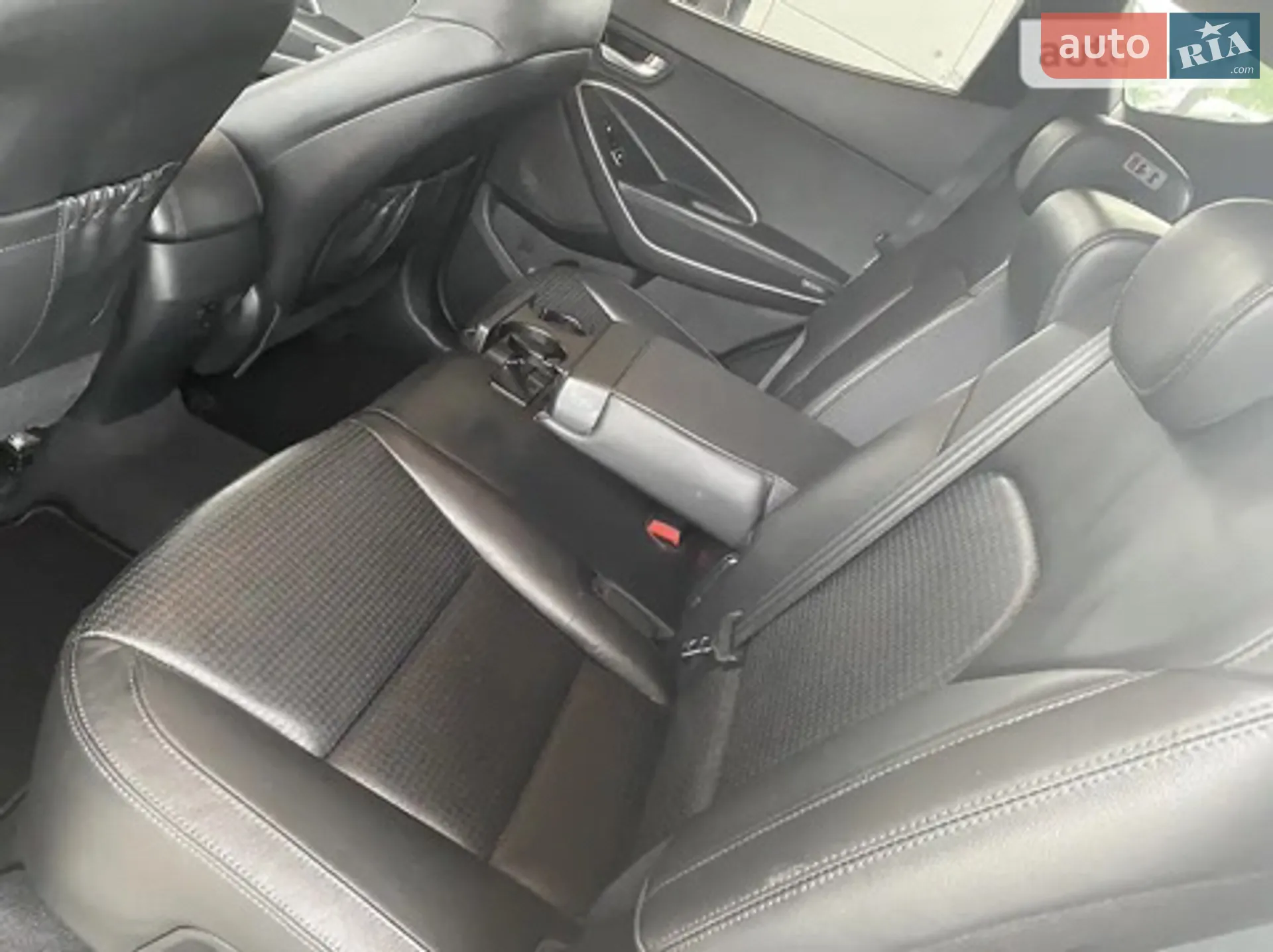 2012 Hyundai Santa Fe - мініатюра 21