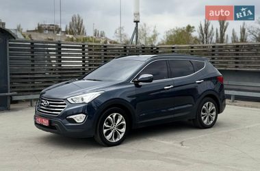 Внедорожник / Кроссовер Hyundai Santa FE 2014 в Киеве