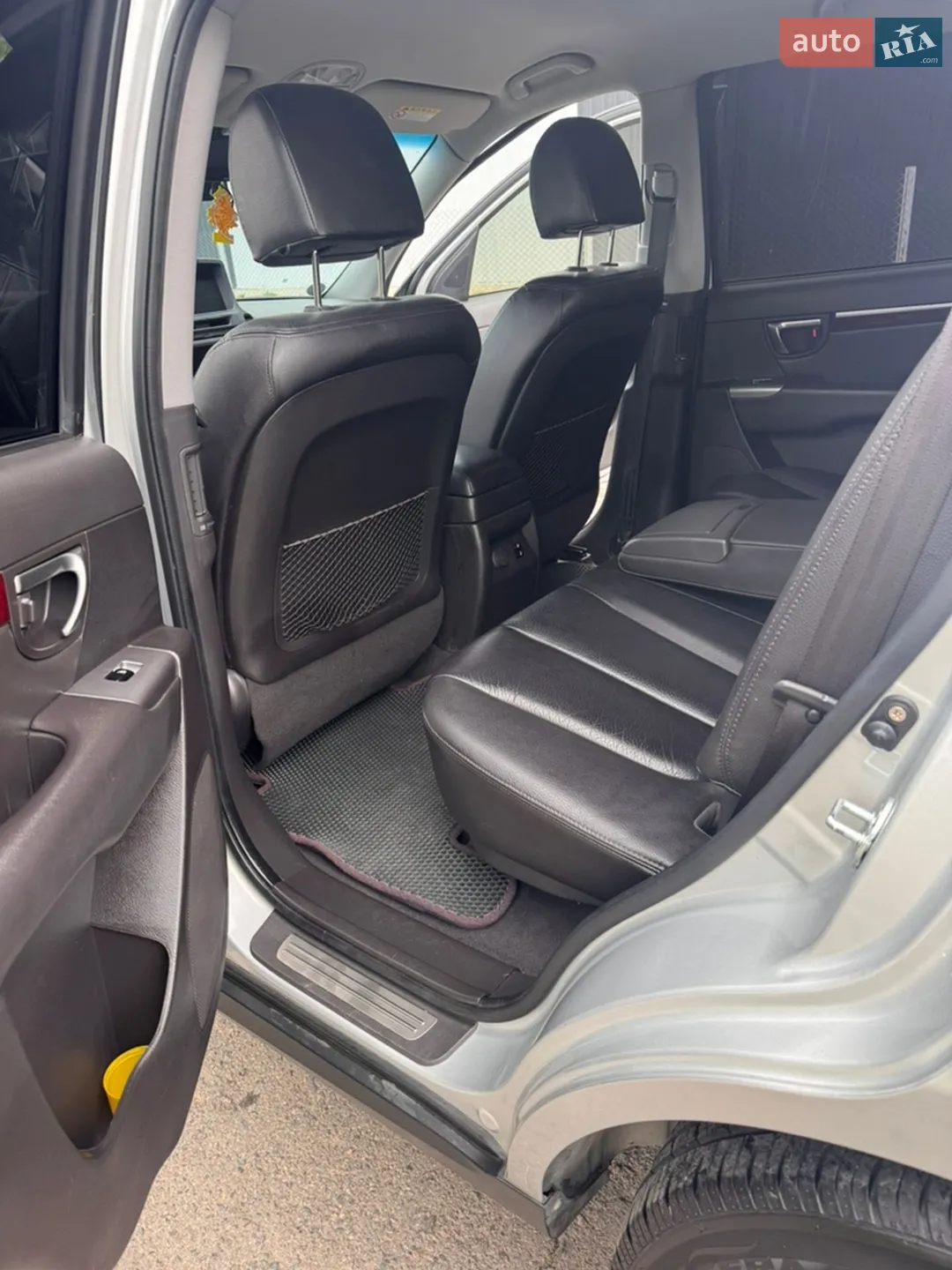 2011 Hyundai Santa Fe - мініатюра 33