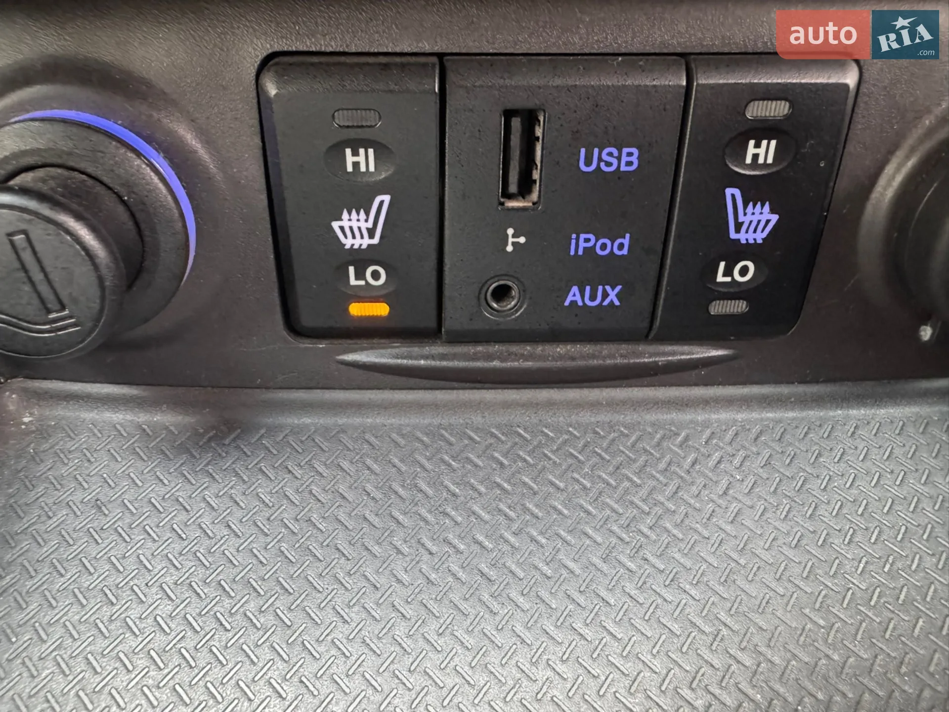 2011 Hyundai Santa Fe - мініатюра 42