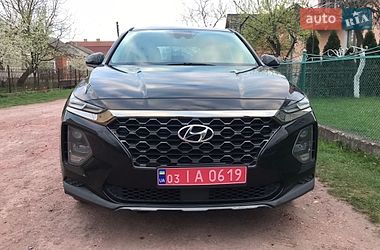 Внедорожник / Кроссовер Hyundai Santa FE 2019 в Сокале