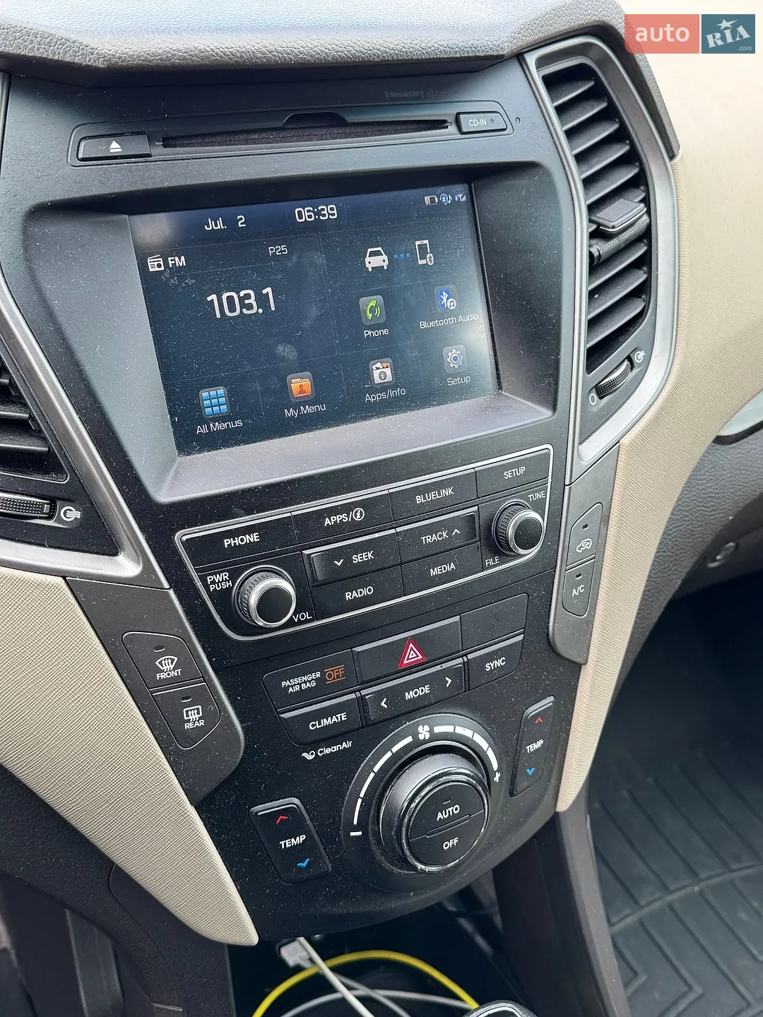 2016 Hyundai Santa Fe - мініатюра 12