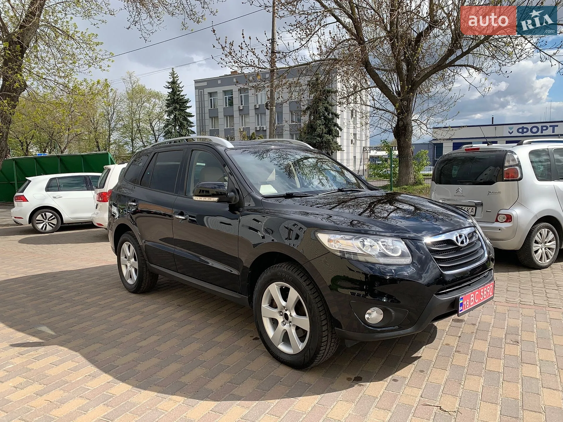 2011 Hyundai Santa Fe - мініатюра 12