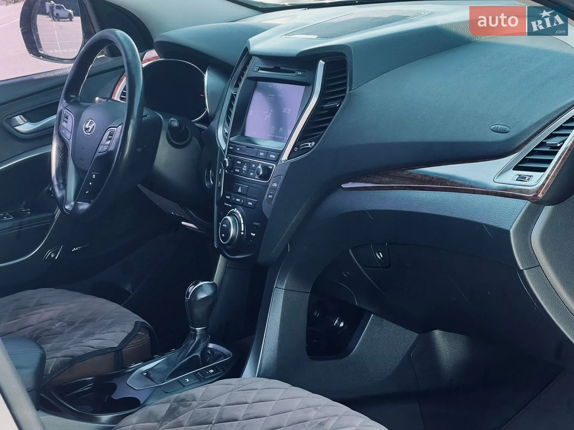 2014 Hyundai Santa Fe - мініатюра 23