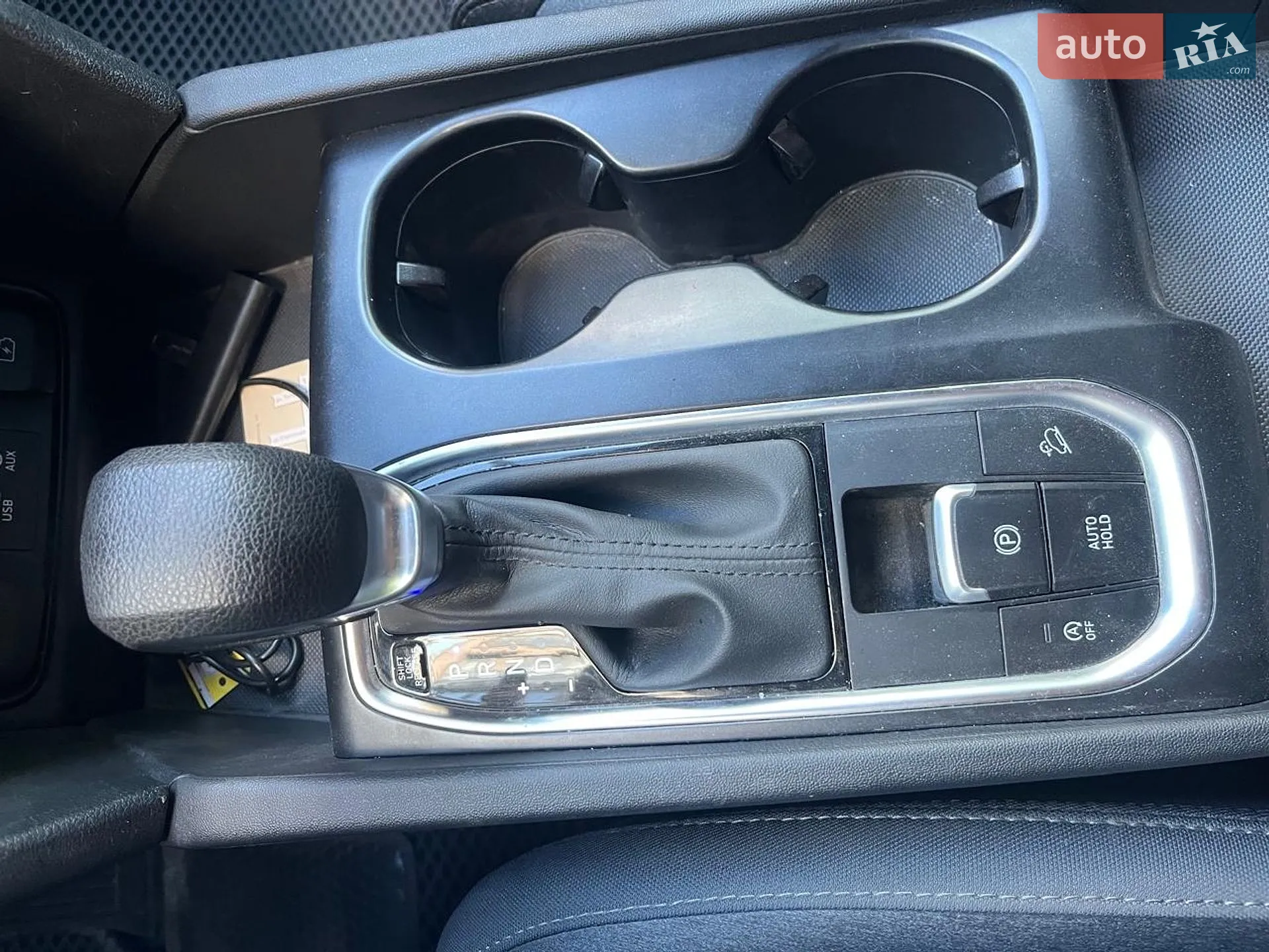 2019 Hyundai Santa Fe - мініатюра 2
